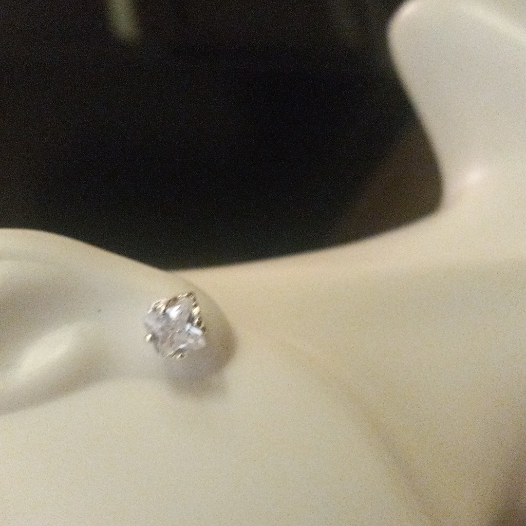10 New Earrings 10$